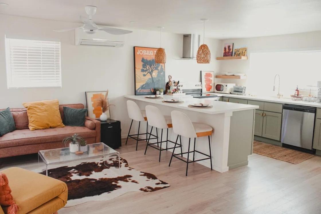 Serene Modern Home Backdoor With Great Wifi, Games, Movies, Patio Seating And Bbq Easy Access To North Joshua Tree National Park In 10 Minutes Twentynine Palms Eksteriør billede